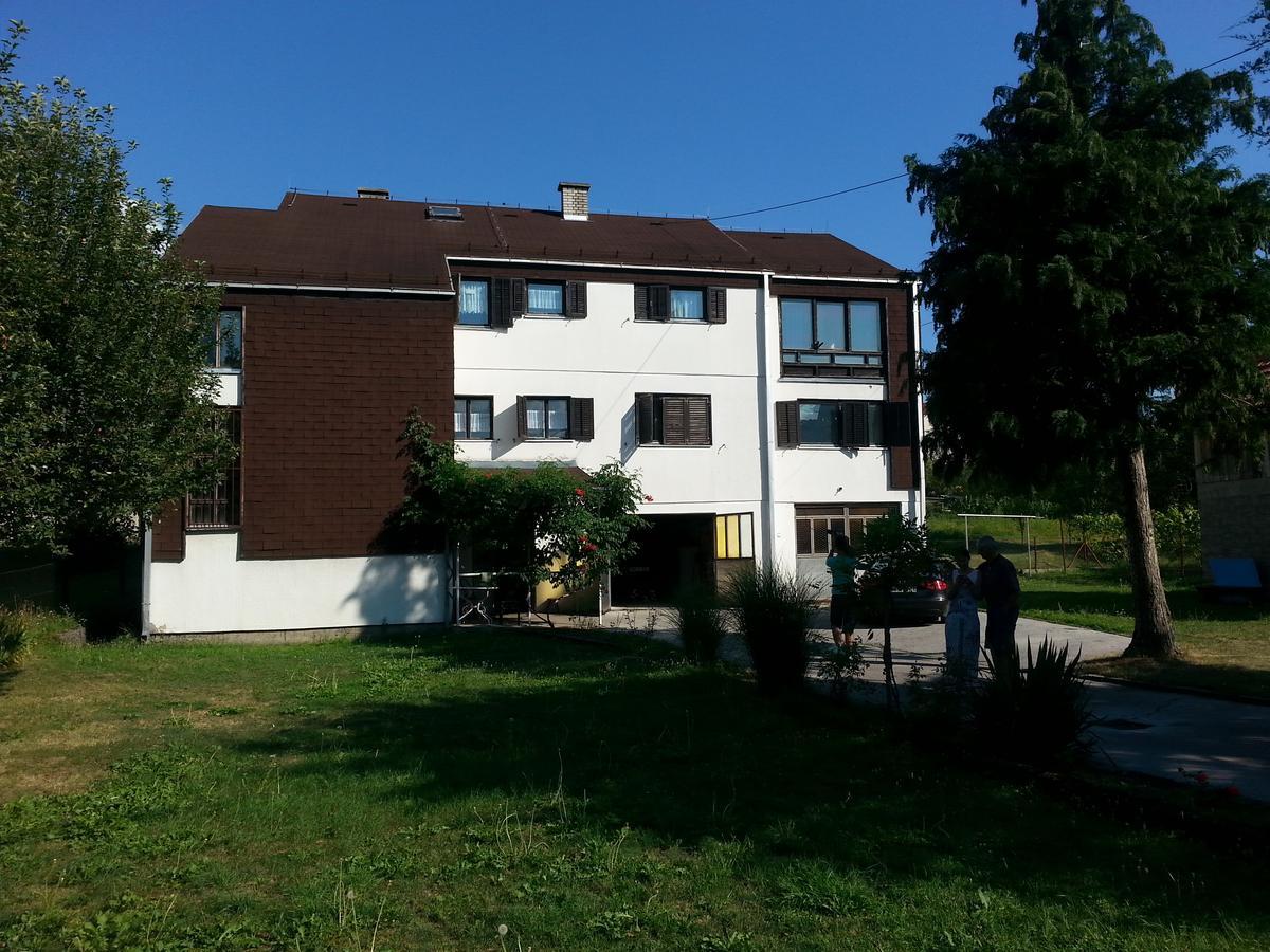 Guesthouse Trikic Drvar Exterior photo